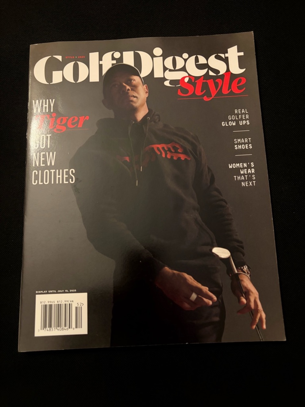 Golf digest magazine Tiger woods PGA malbon callaway nike vessel